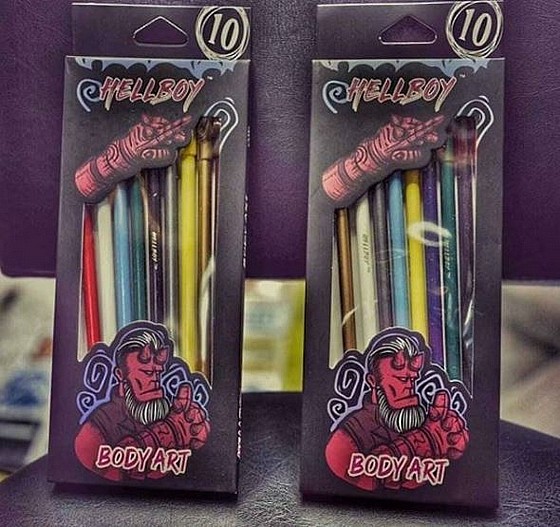 ����� ������� �������� ������ �� ���� BarberPRO HellBoy Pencils